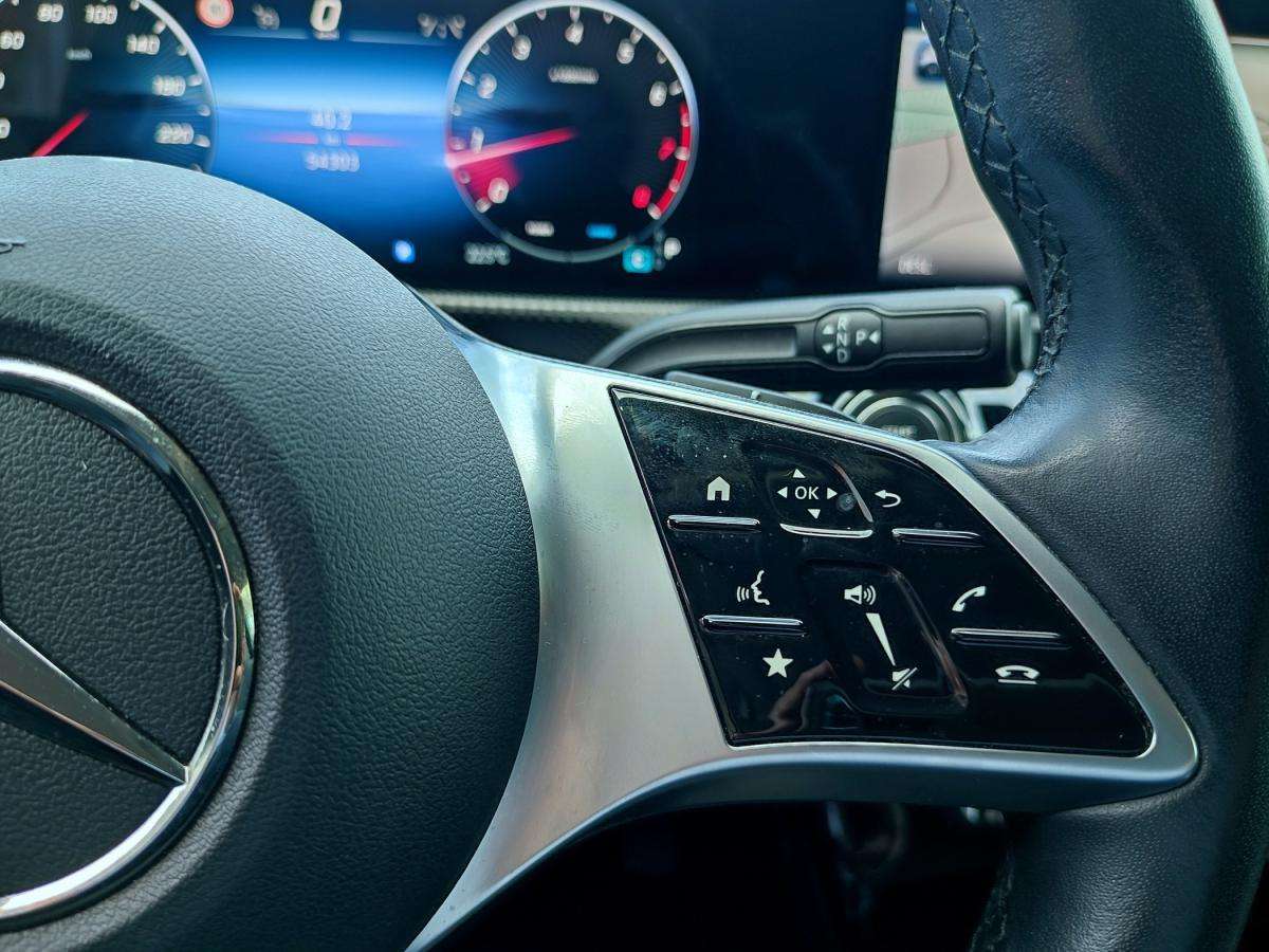 mercedes-benz-classe-a-2023-gasolina-1332cc