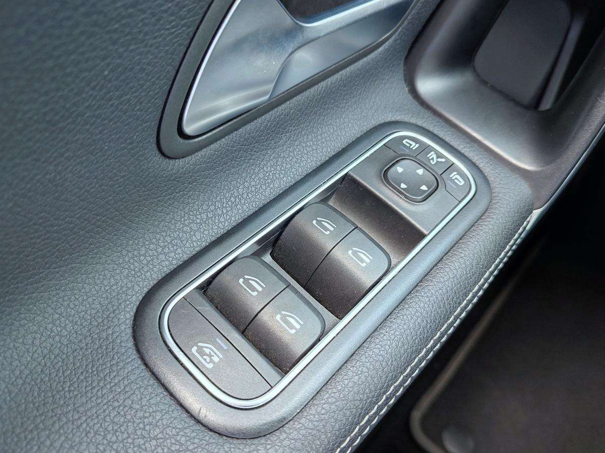 mercedes-benz-classe-a-2023-gasolina-1332cc
