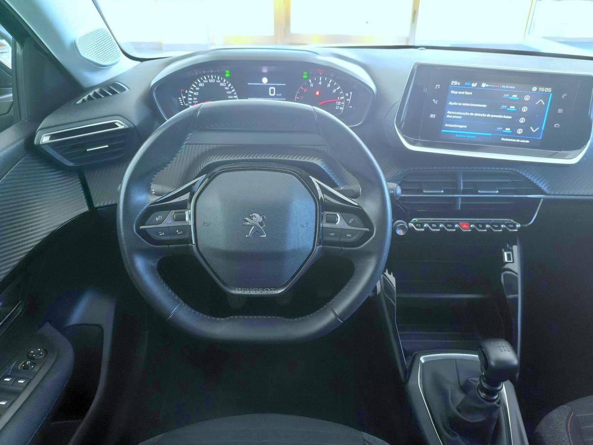 peugeot-208-2023-gasolina-1199cc