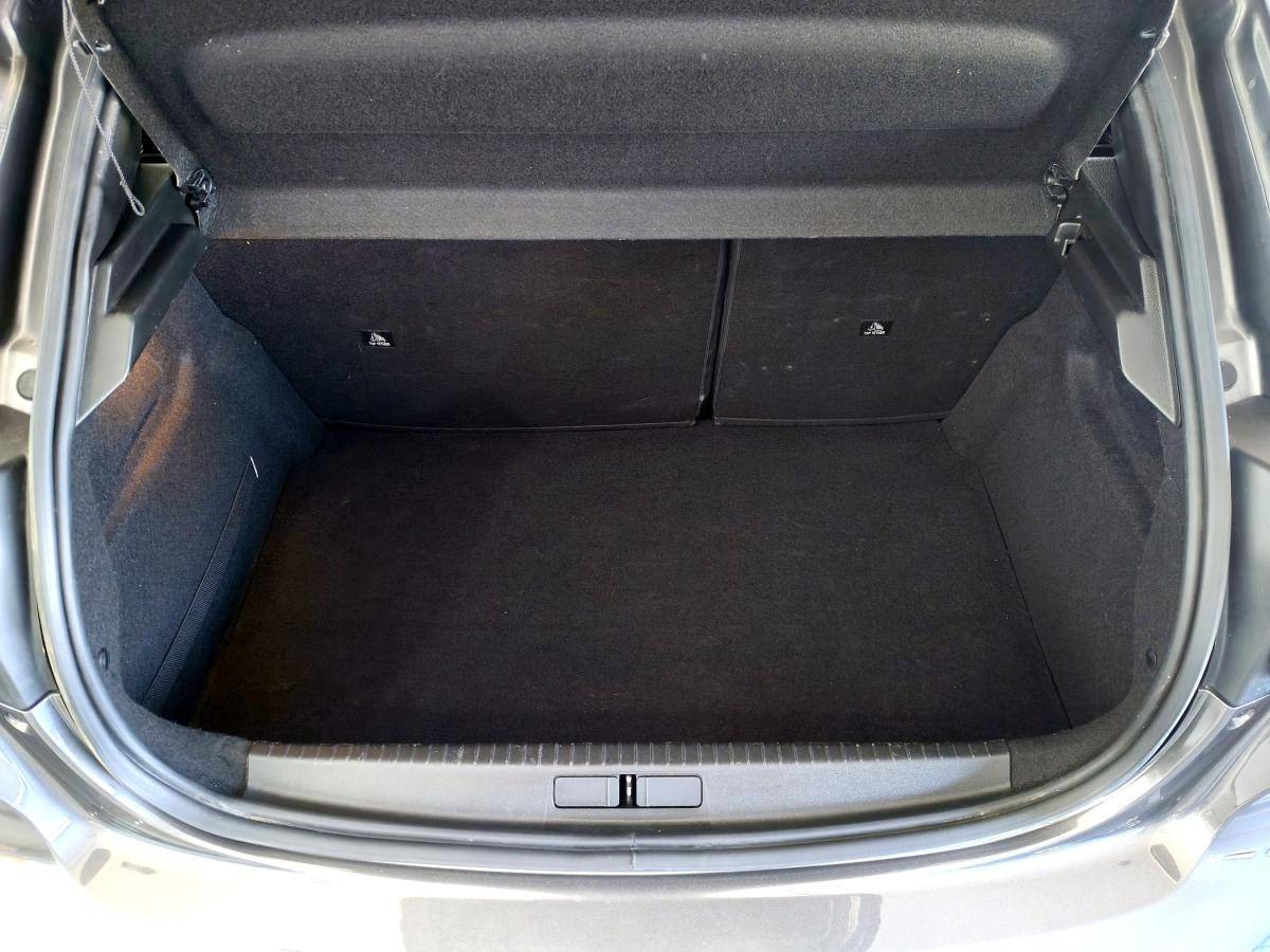 peugeot-208-2023-gasolina-1199cc