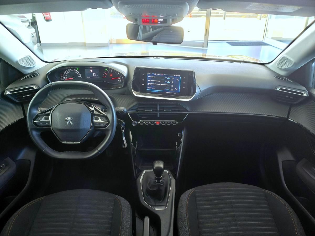 peugeot-208-2023-gasolina-1199cc