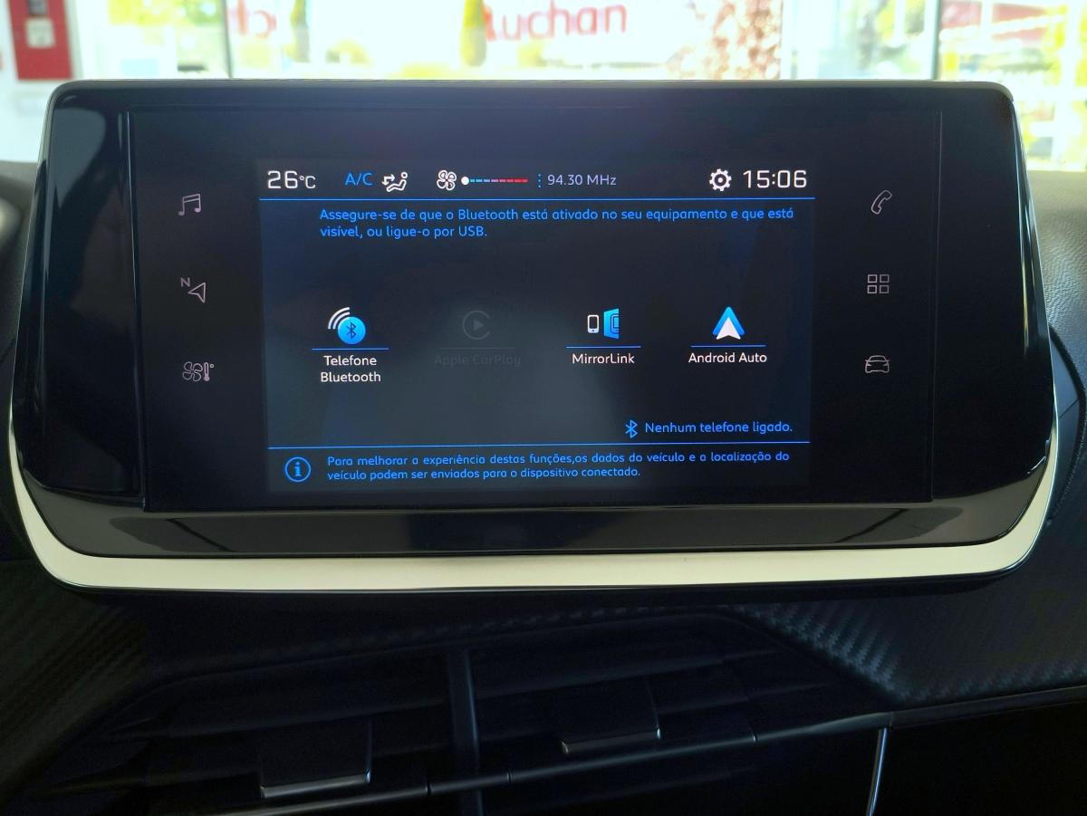 peugeot-208-2023-gasolina-1199cc
