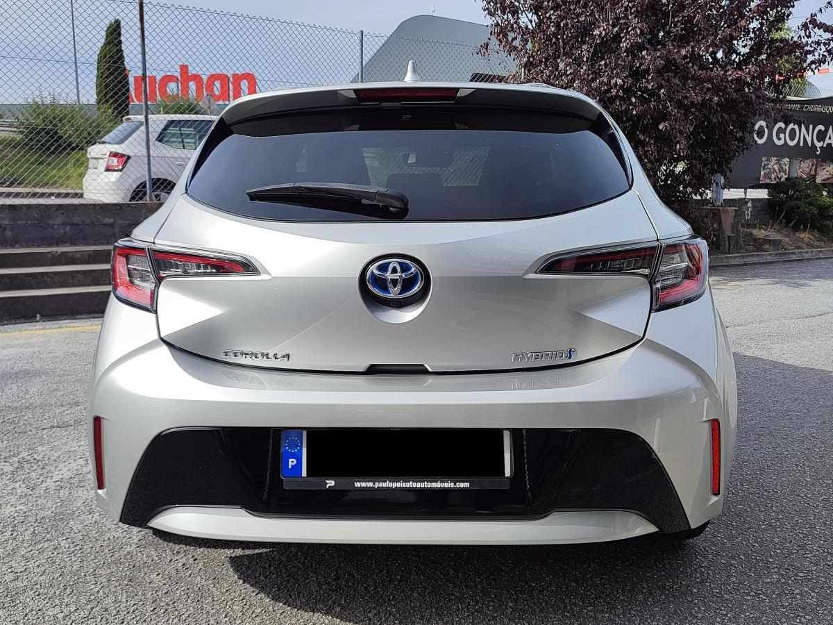 toyota-corolla-2021-hibrido-a-gasolina-1798cc