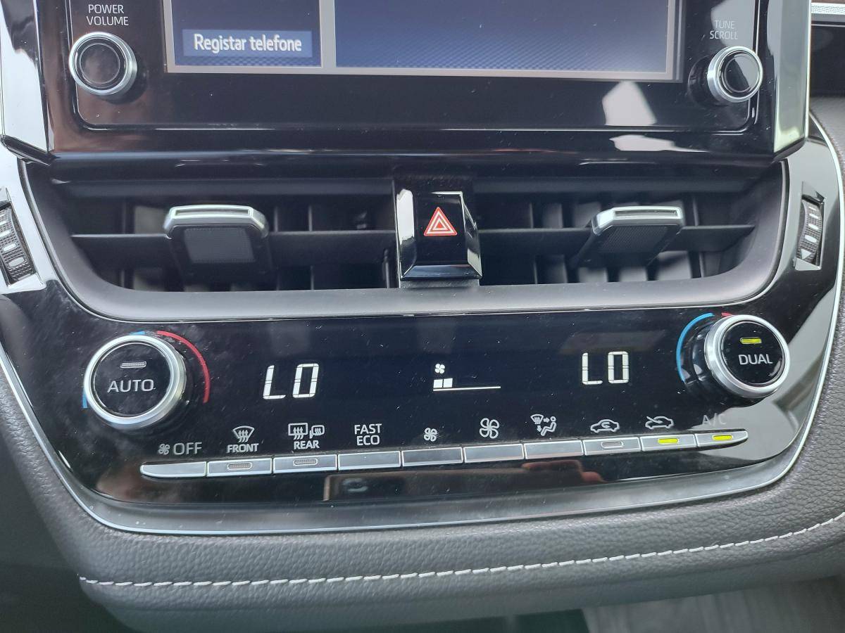 toyota-corolla-2021-hibrido-a-gasolina-1798cc
