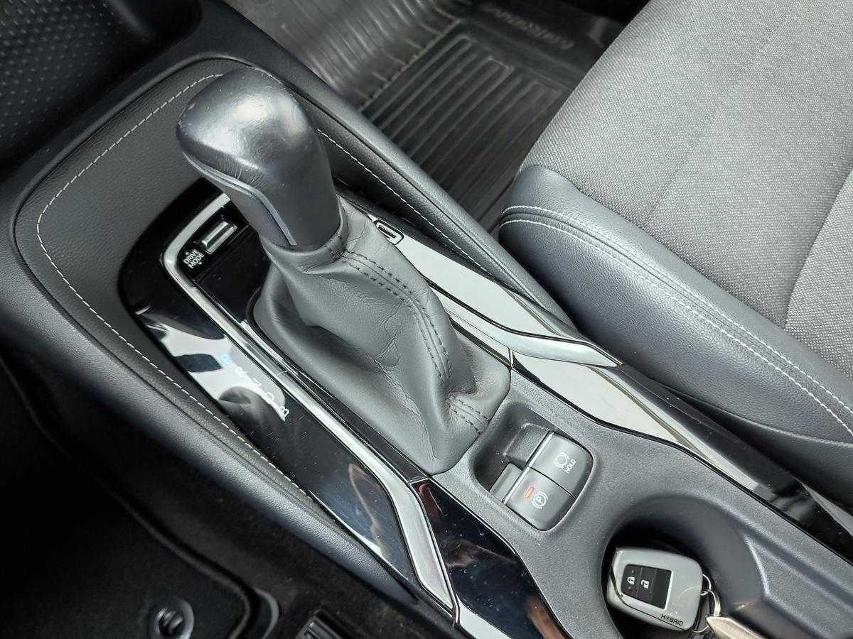 toyota-corolla-2021-hibrido-a-gasolina-1798cc