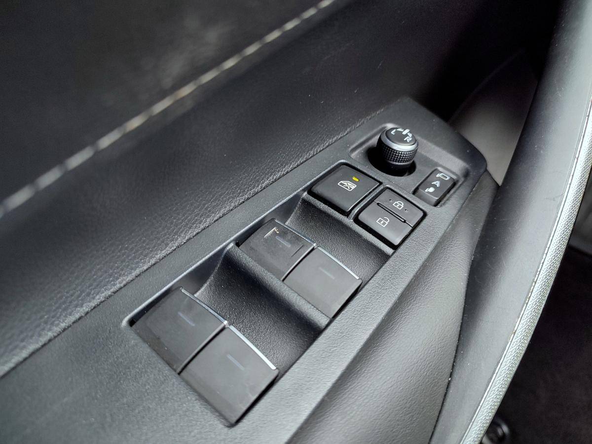 toyota-corolla-2021-hibrido-a-gasolina-1798cc