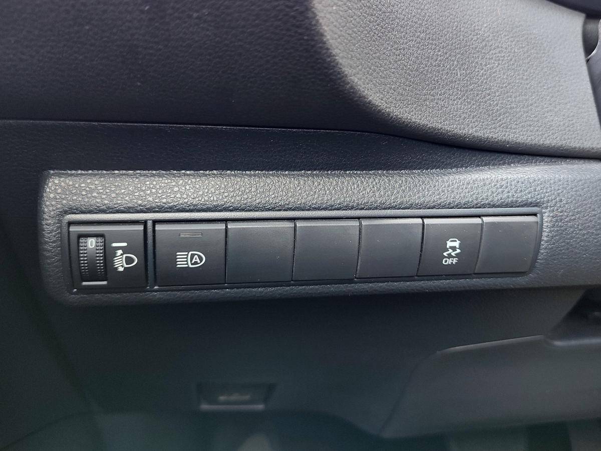 toyota-corolla-2021-hibrido-a-gasolina-1798cc
