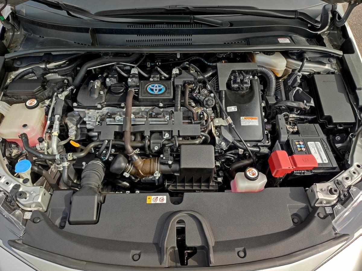 toyota-corolla-2021-hibrido-a-gasolina-1798cc