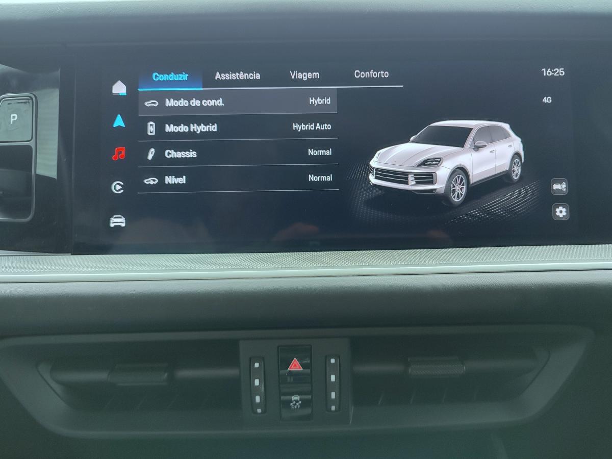 porsche-cayenne-2024-hibrido-a-gasolina-2995cc