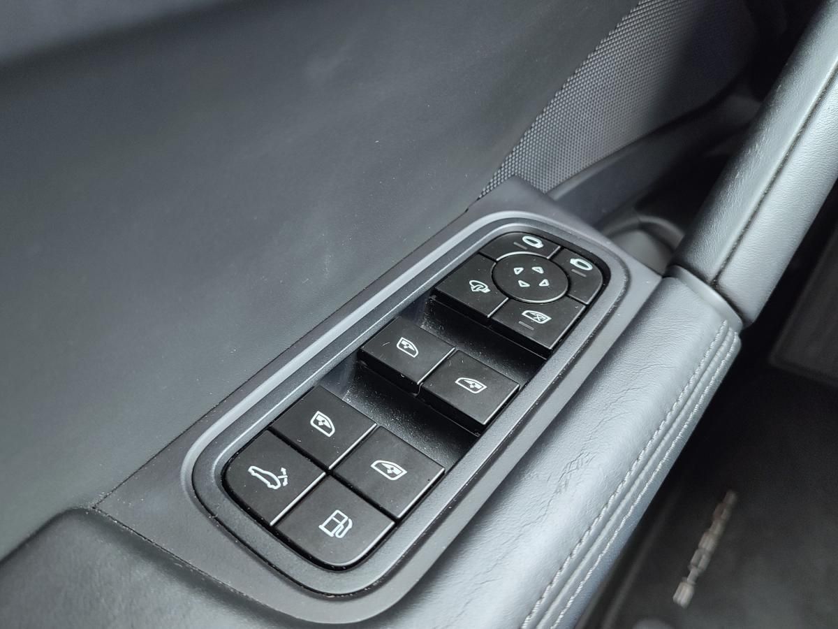 porsche-cayenne-2024-hibrido-a-gasolina-2995cc