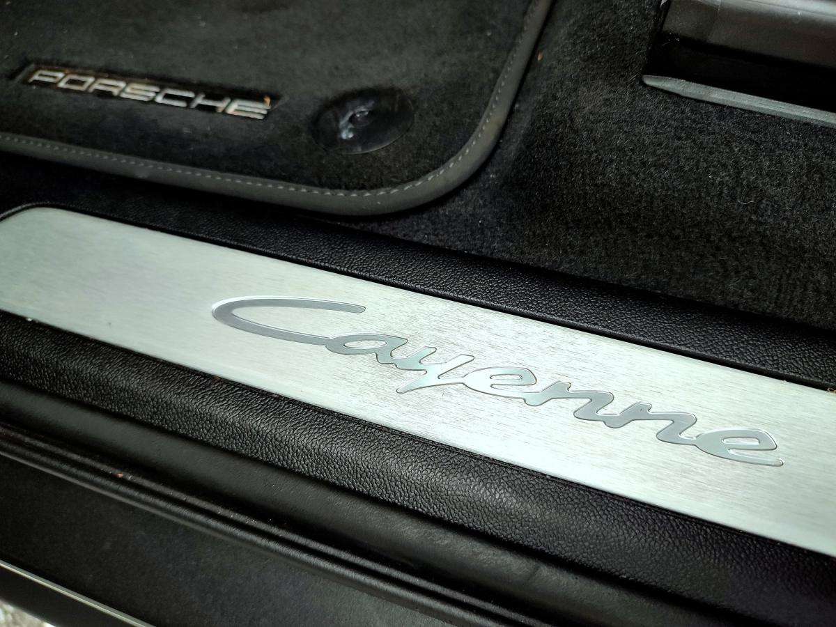 porsche-cayenne-2024-hibrido-a-gasolina-2995cc