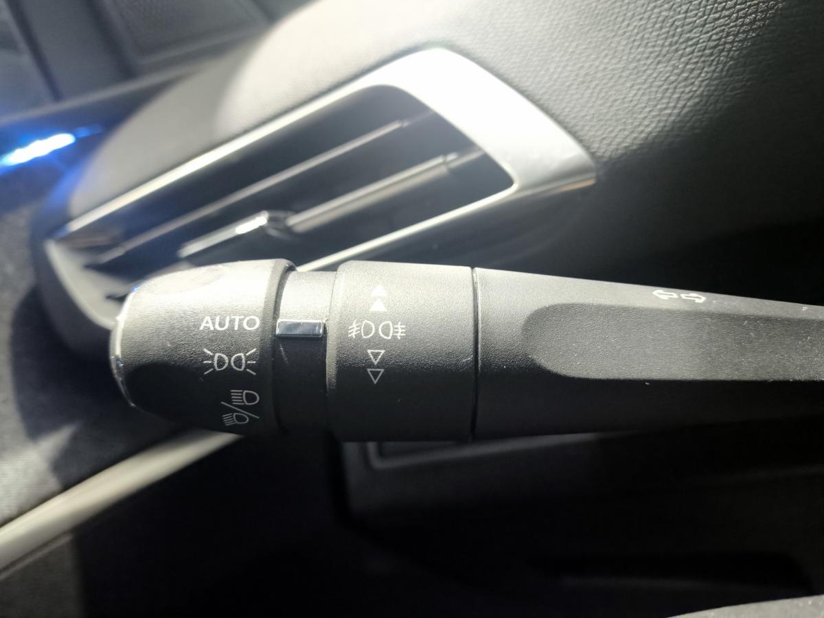 peugeot-3008-2018-diesel-1499cc