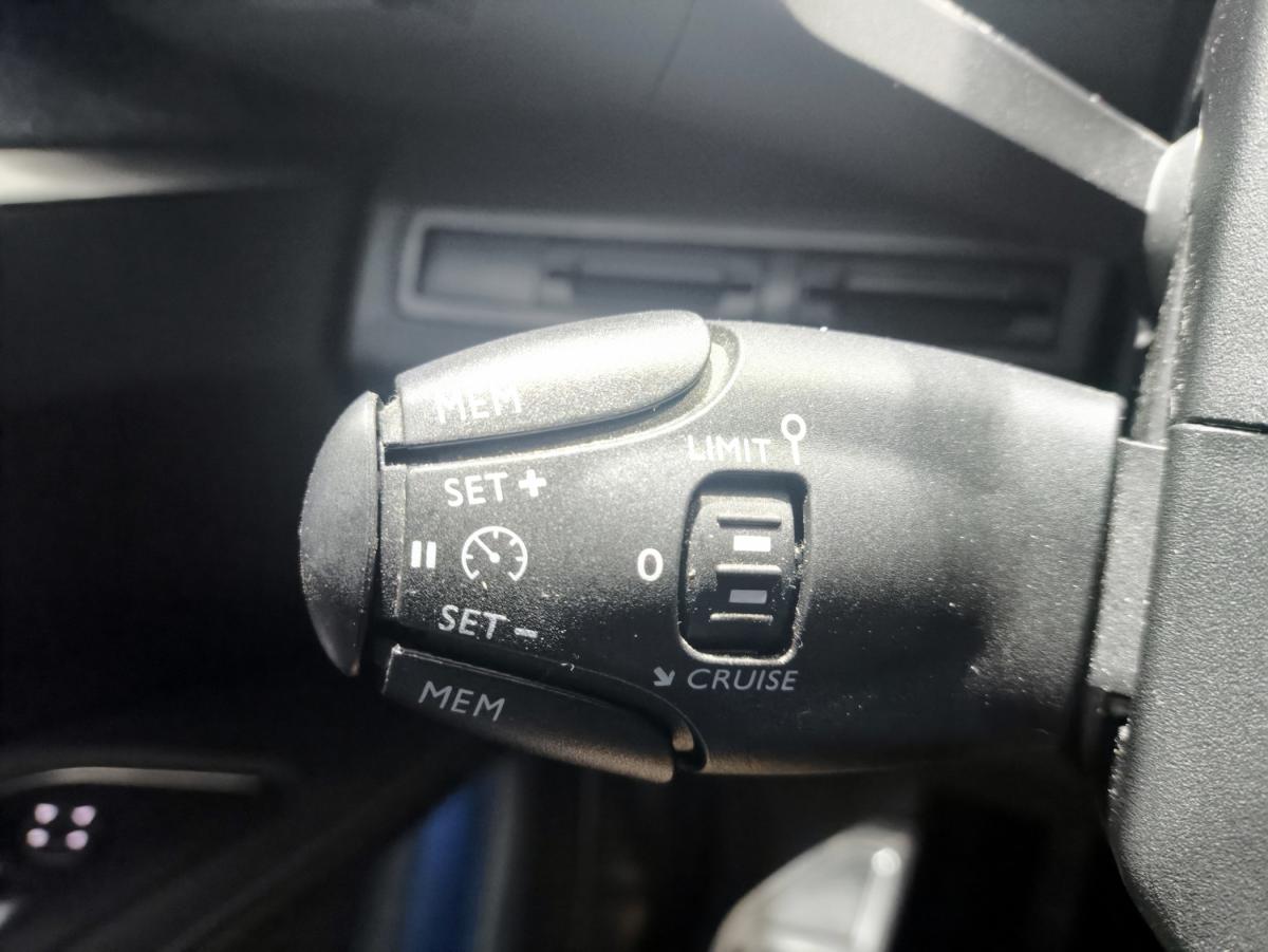 peugeot-3008-2018-diesel-1499cc
