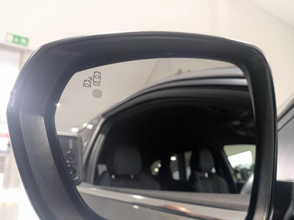 peugeot-3008-2018-diesel-1499cc