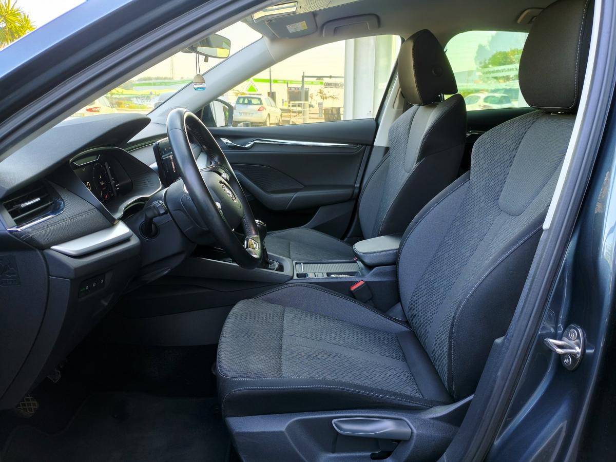 skoda-octavia-2021-gasolina-999cc