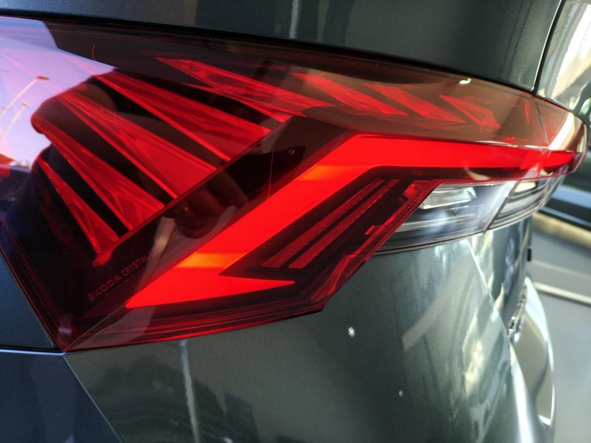 skoda-octavia-2021-gasolina-999cc