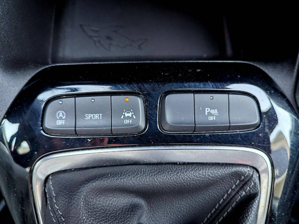 opel-corsa-2023-gasolina-1199cc