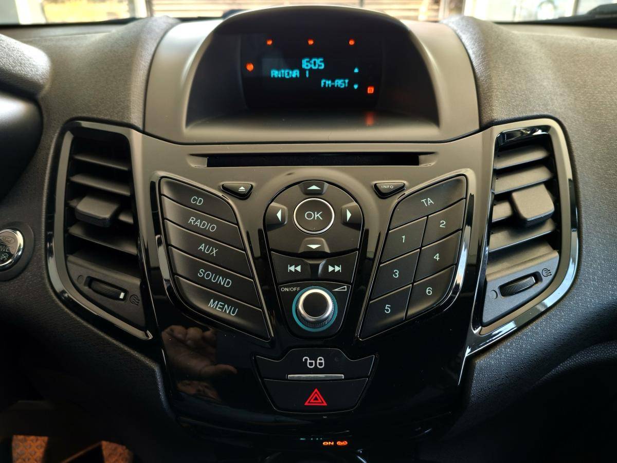 ford-fiesta-2016-gasolina-998cc