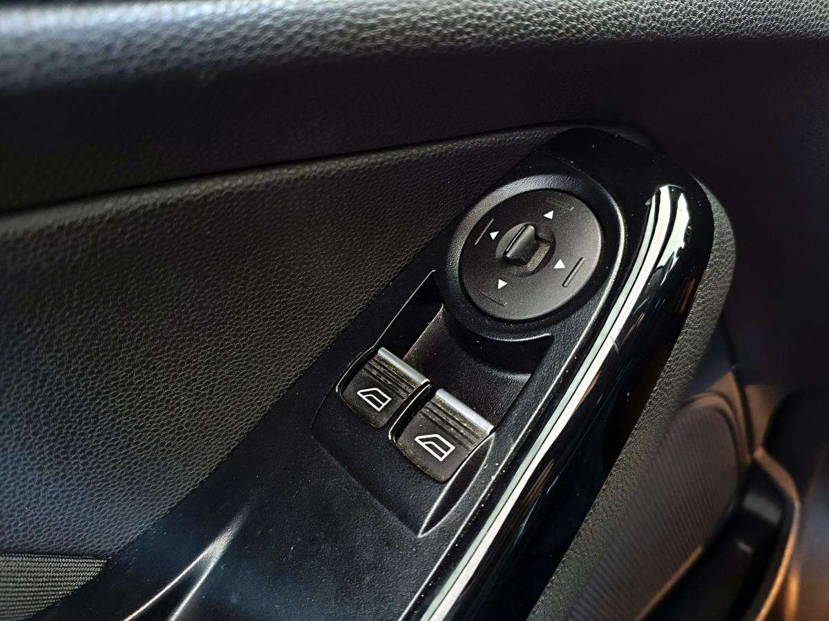 ford-fiesta-2016-gasolina-998cc
