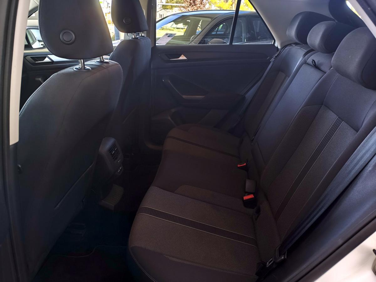 volkswagen-t-roc-2023-gasolina-999cc