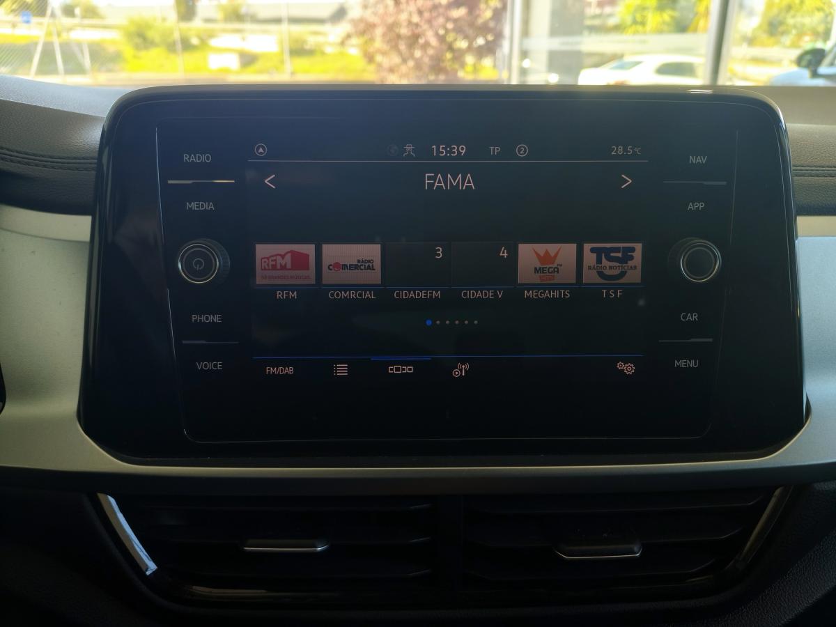 volkswagen-t-roc-2023-gasolina-999cc