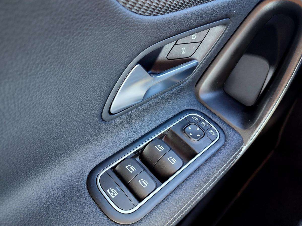 mercedes-benz-classe-a-2023-gasolina-1332cc
