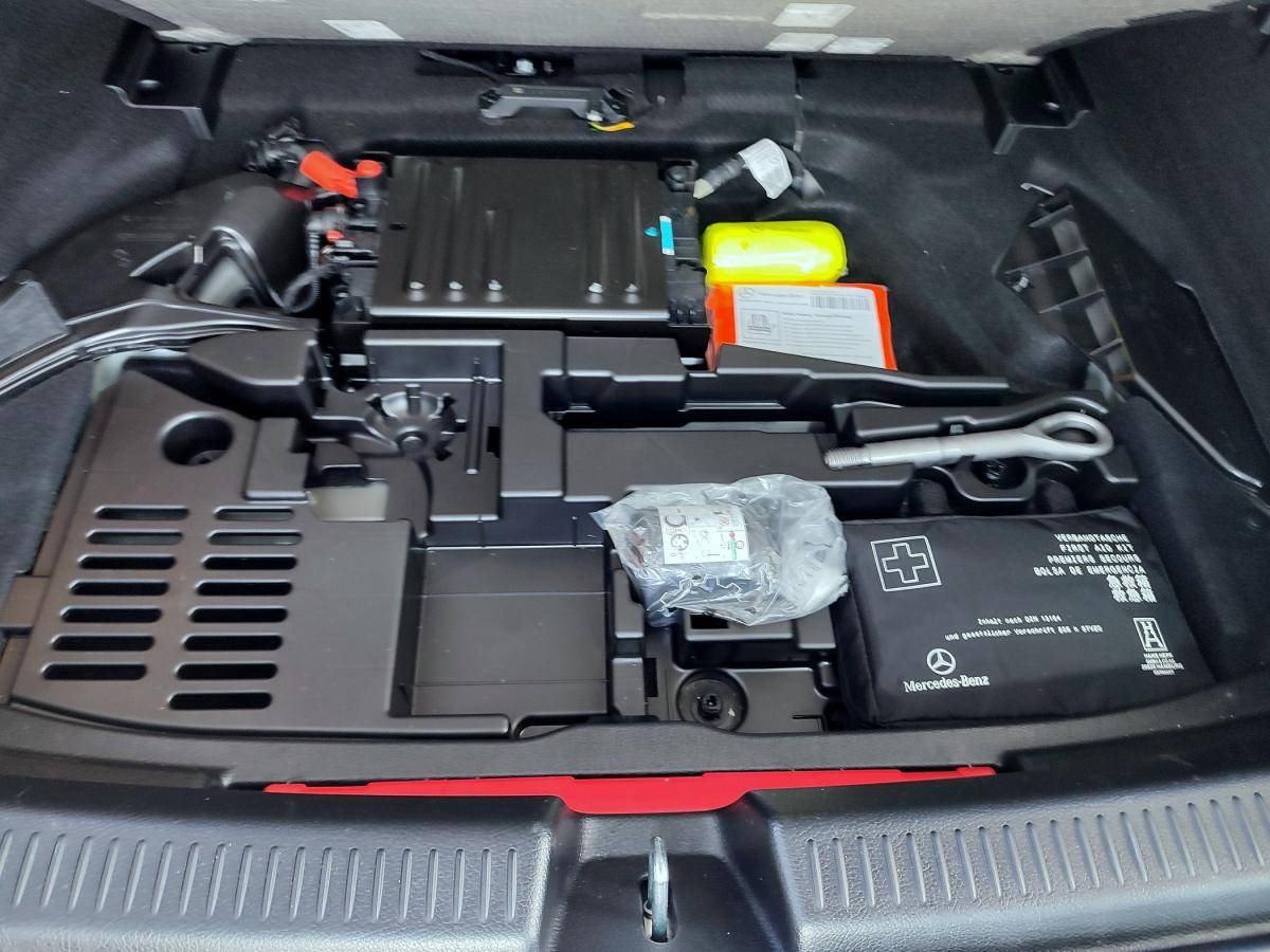 mercedes-benz-classe-a-2023-gasolina-1332cc