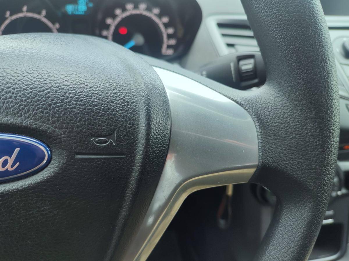 ford-fiesta-2013-gasolina-998cc