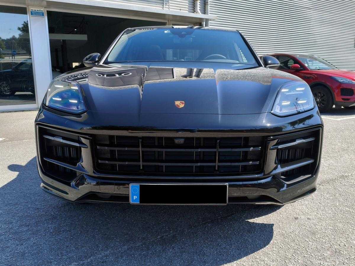 porsche-cayenne-2025-hibrido-a-gasolina-2995cc