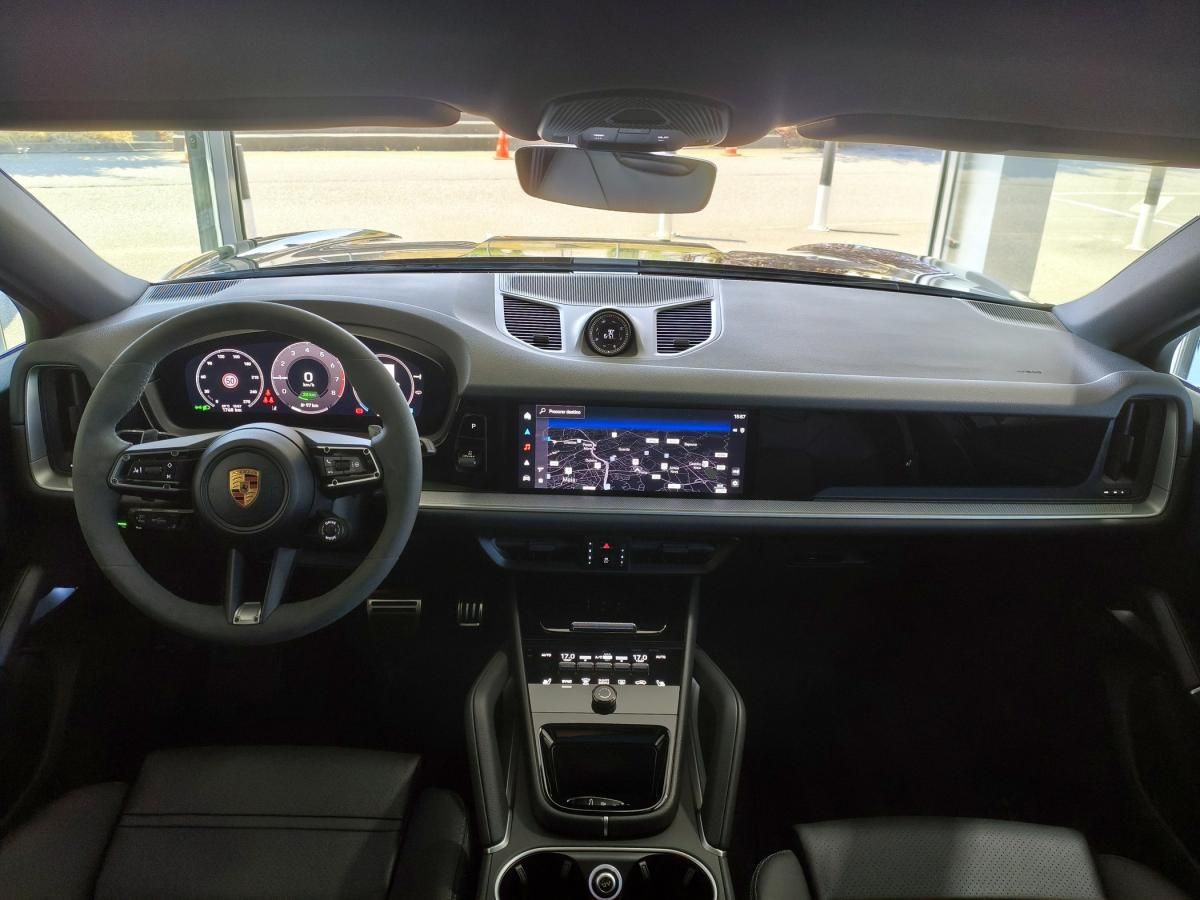 porsche-cayenne-2025-hibrido-a-gasolina-2995cc