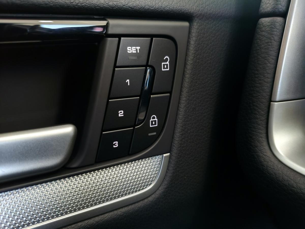 porsche-cayenne-2025-hibrido-a-gasolina-2995cc