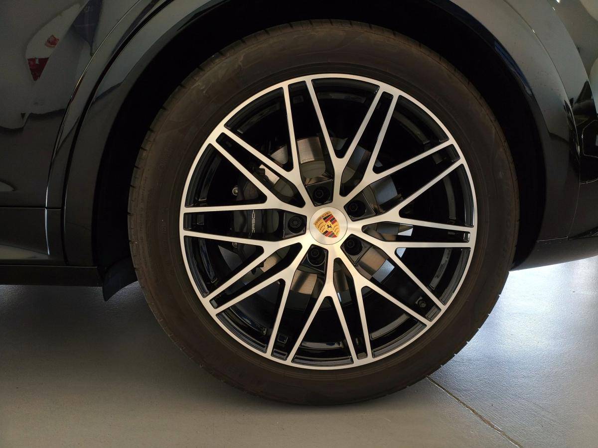 porsche-cayenne-2025-hibrido-a-gasolina-2995cc
