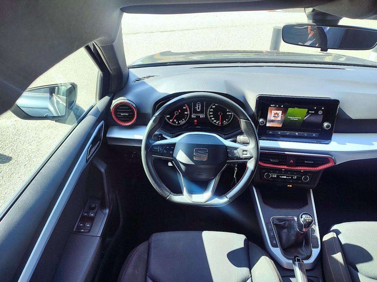 seat-arona-2023-gasolina-999cc