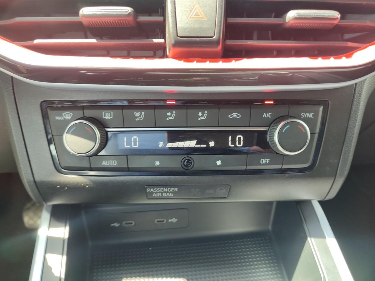 seat-arona-2023-gasolina-999cc