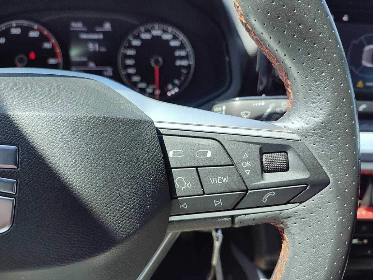 seat-arona-2023-gasolina-999cc