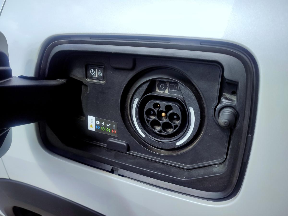 citroen-c5-aircross-2023-hibrido-a-gasolina-1598cc