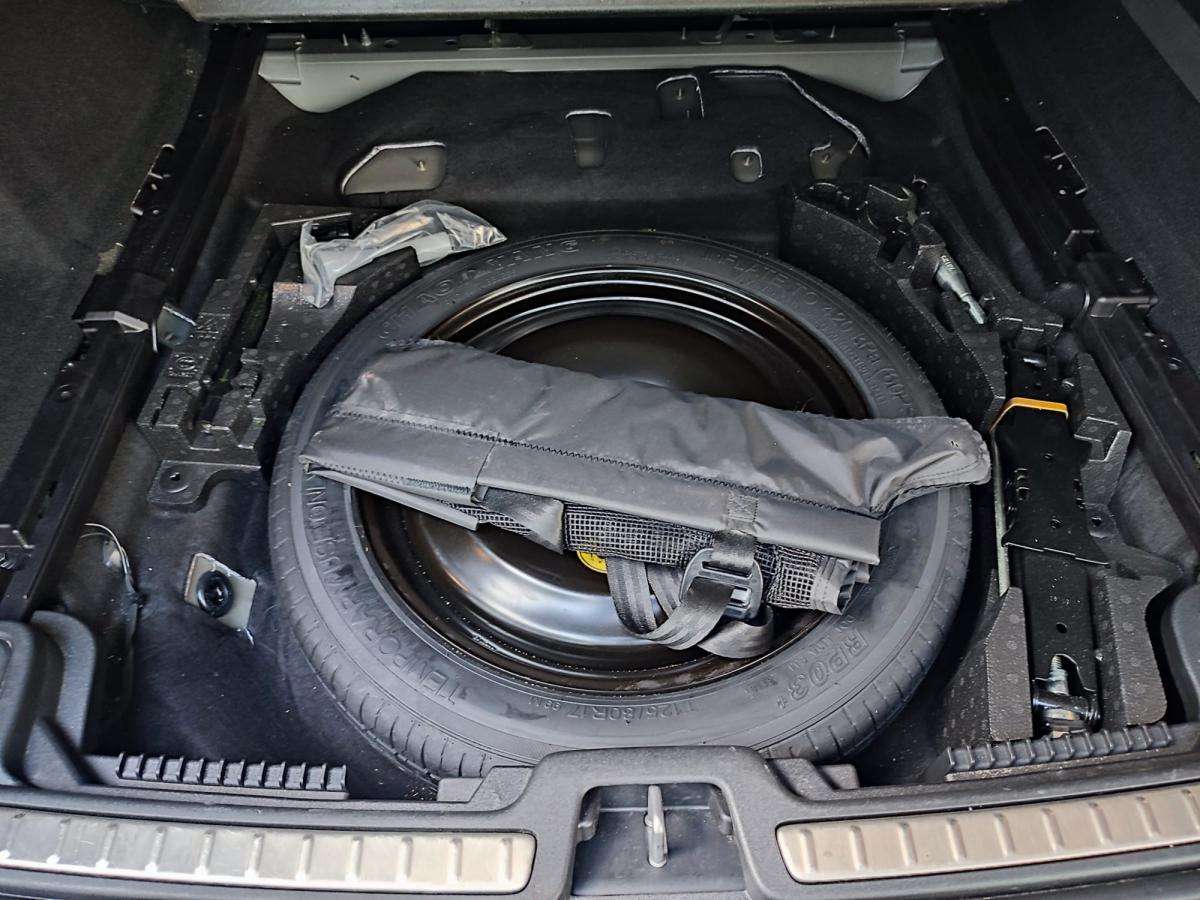 volvo-v60-2019-diesel-1969cc