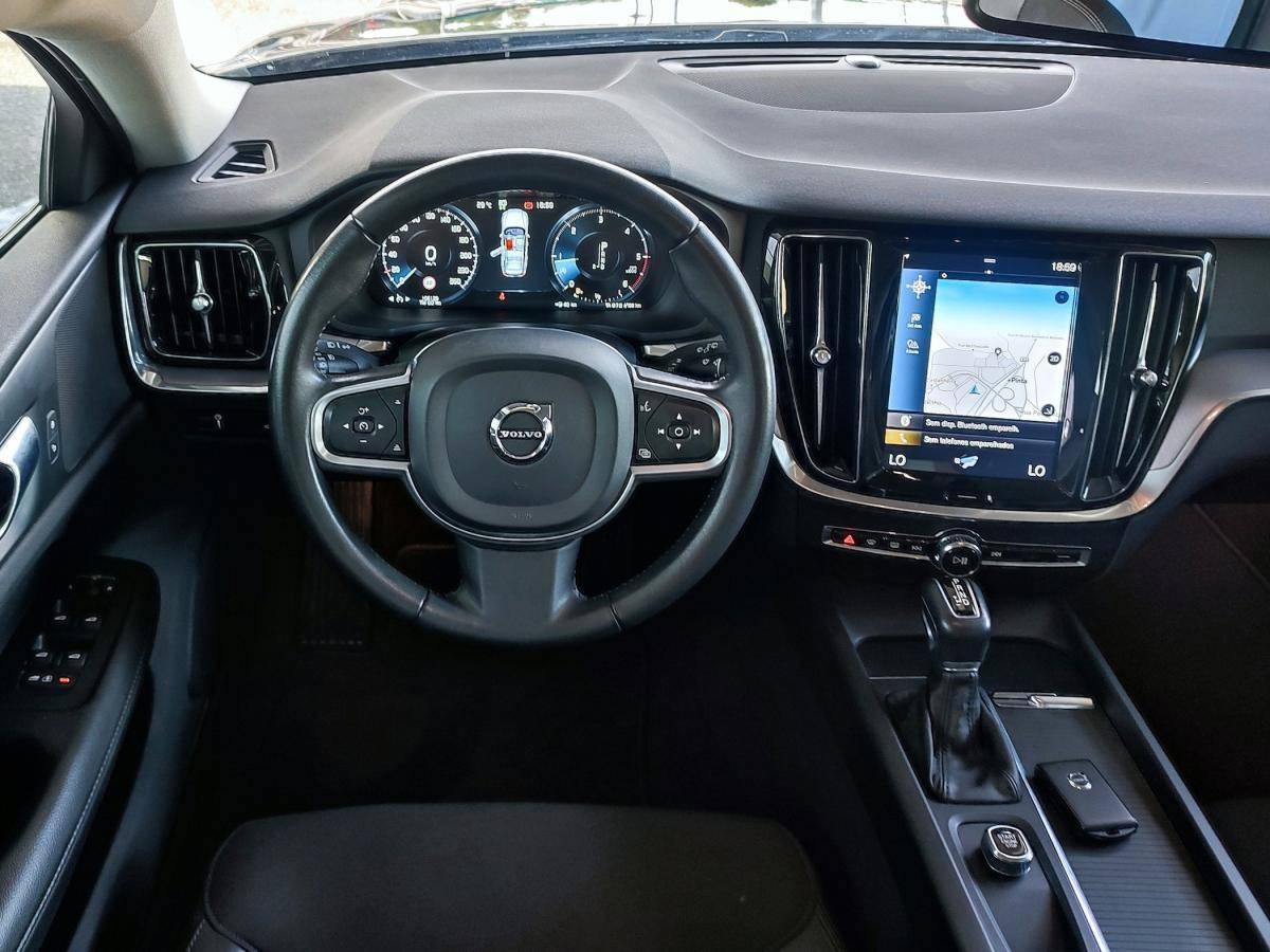 volvo-v60-2019-diesel-1969cc