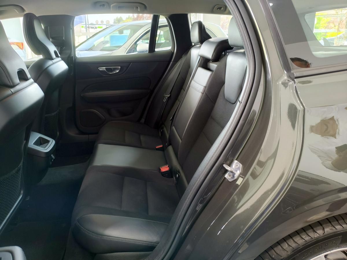 volvo-v60-2019-diesel-1969cc