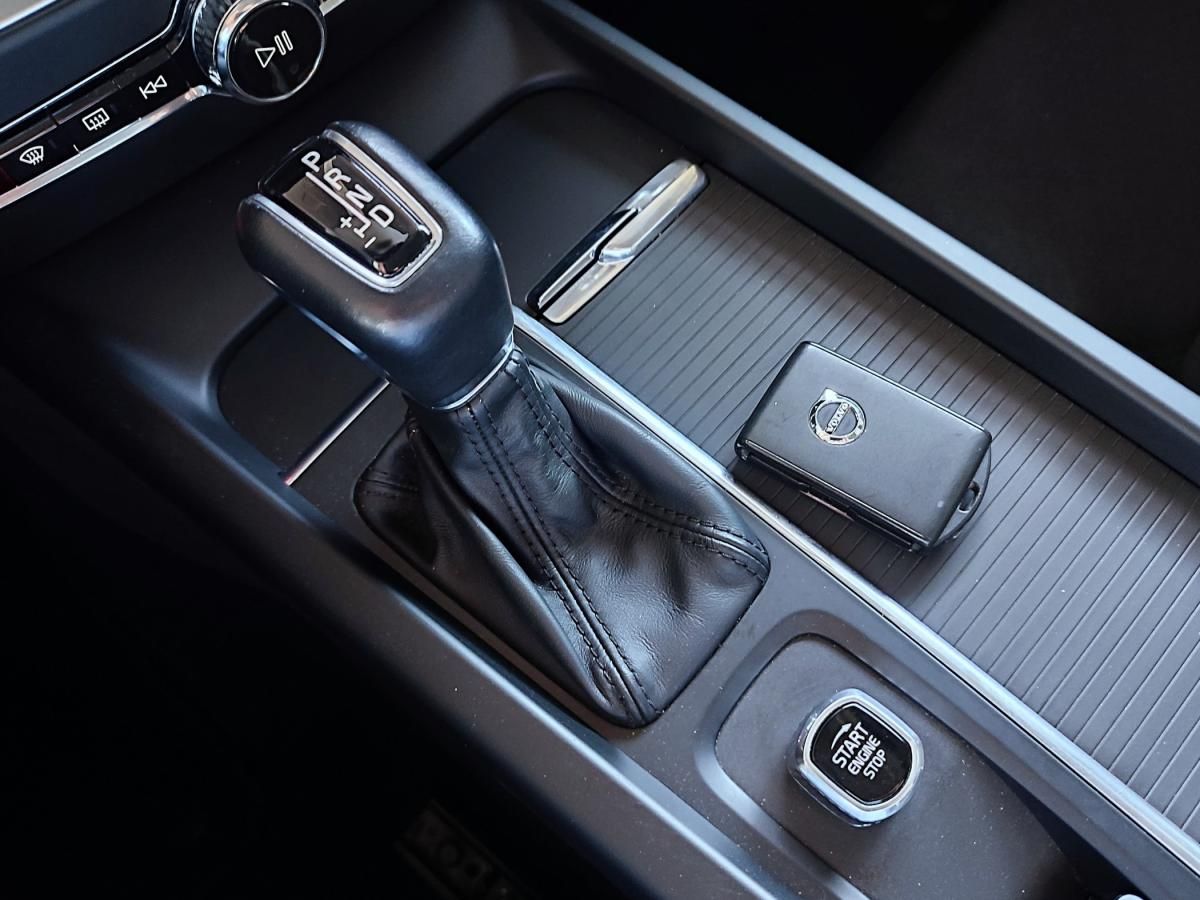 volvo-v60-2019-diesel-1969cc