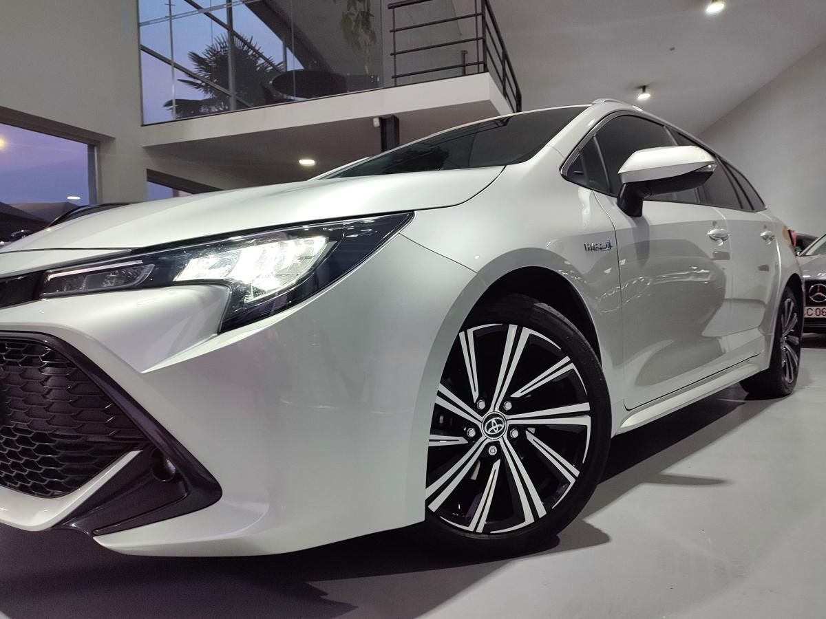 toyota-corolla-2021-hibrido-a-gasolina-1798cc