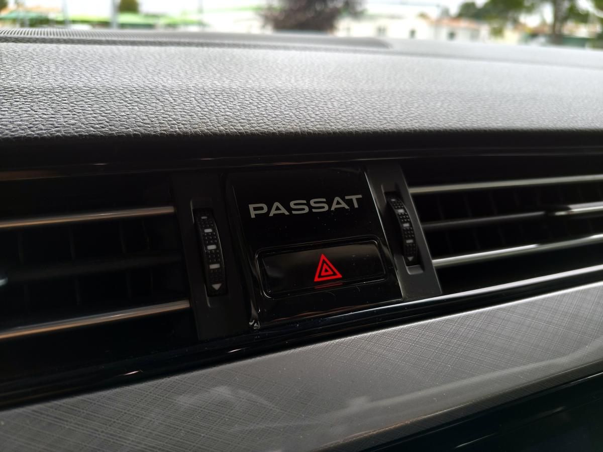 volkswagen-passat-variant-2021-diesel-1598cc