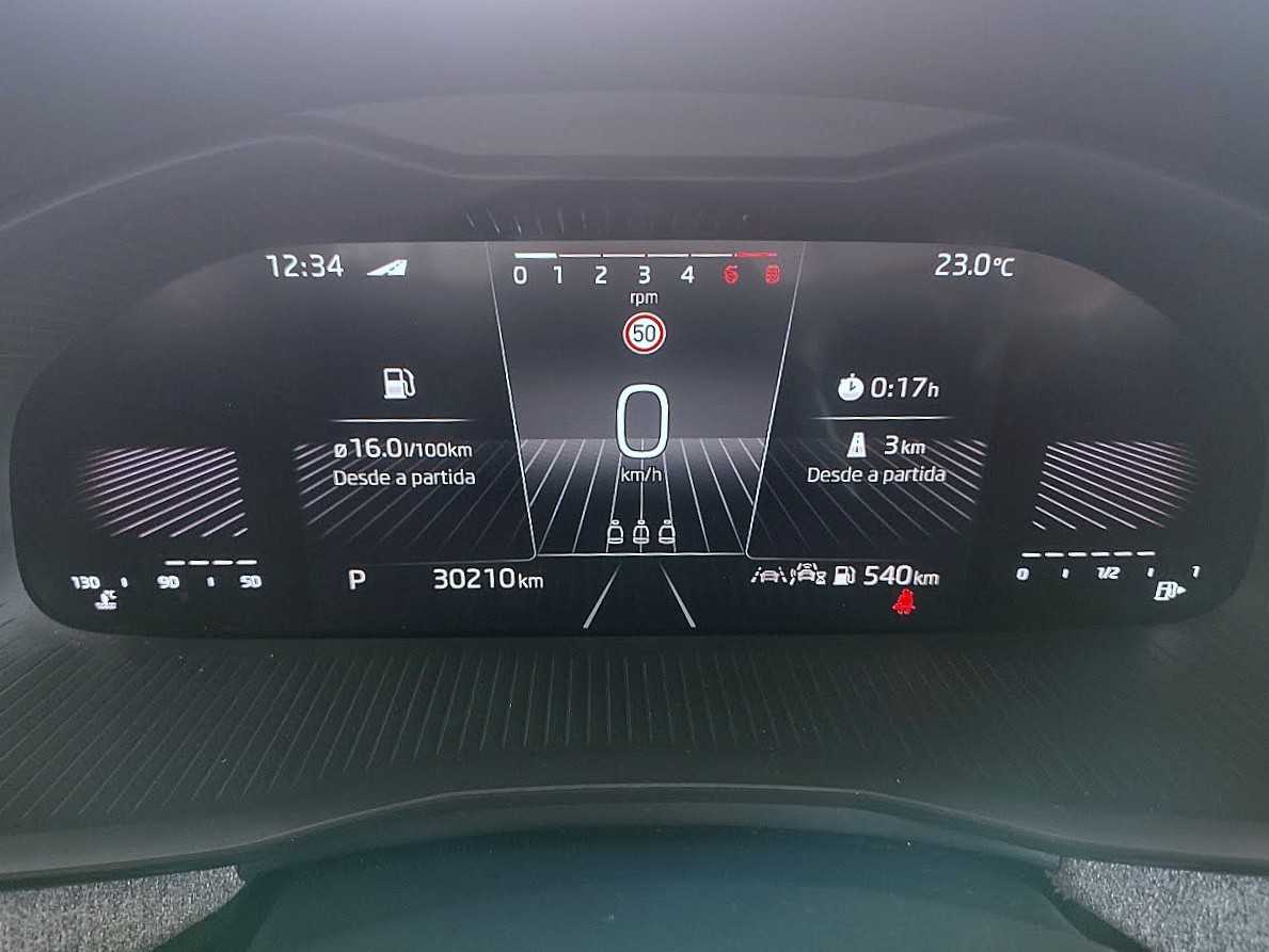 skoda-kamiq-2024-gasolina-999cc