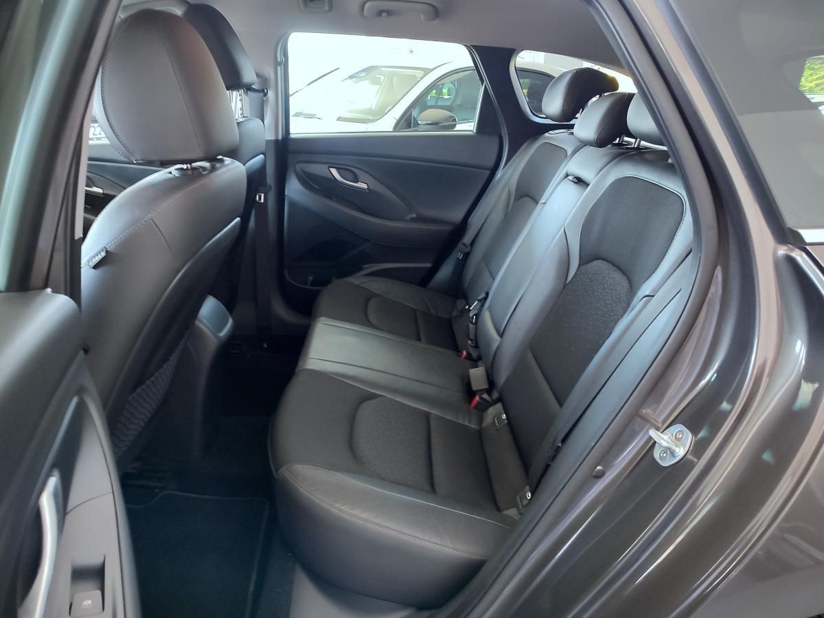 hyundai-i30-2018-diesel-1583cc