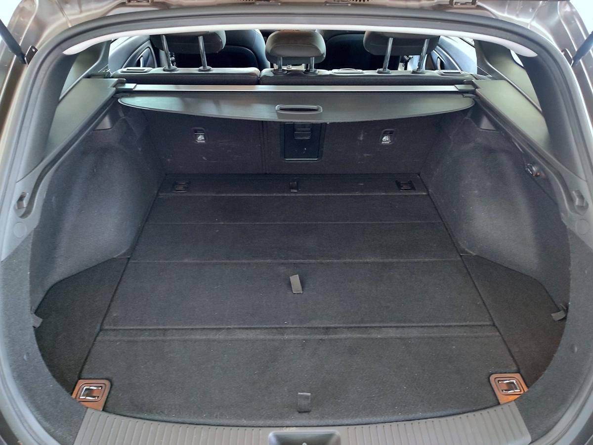 hyundai-i30-2018-diesel-1583cc