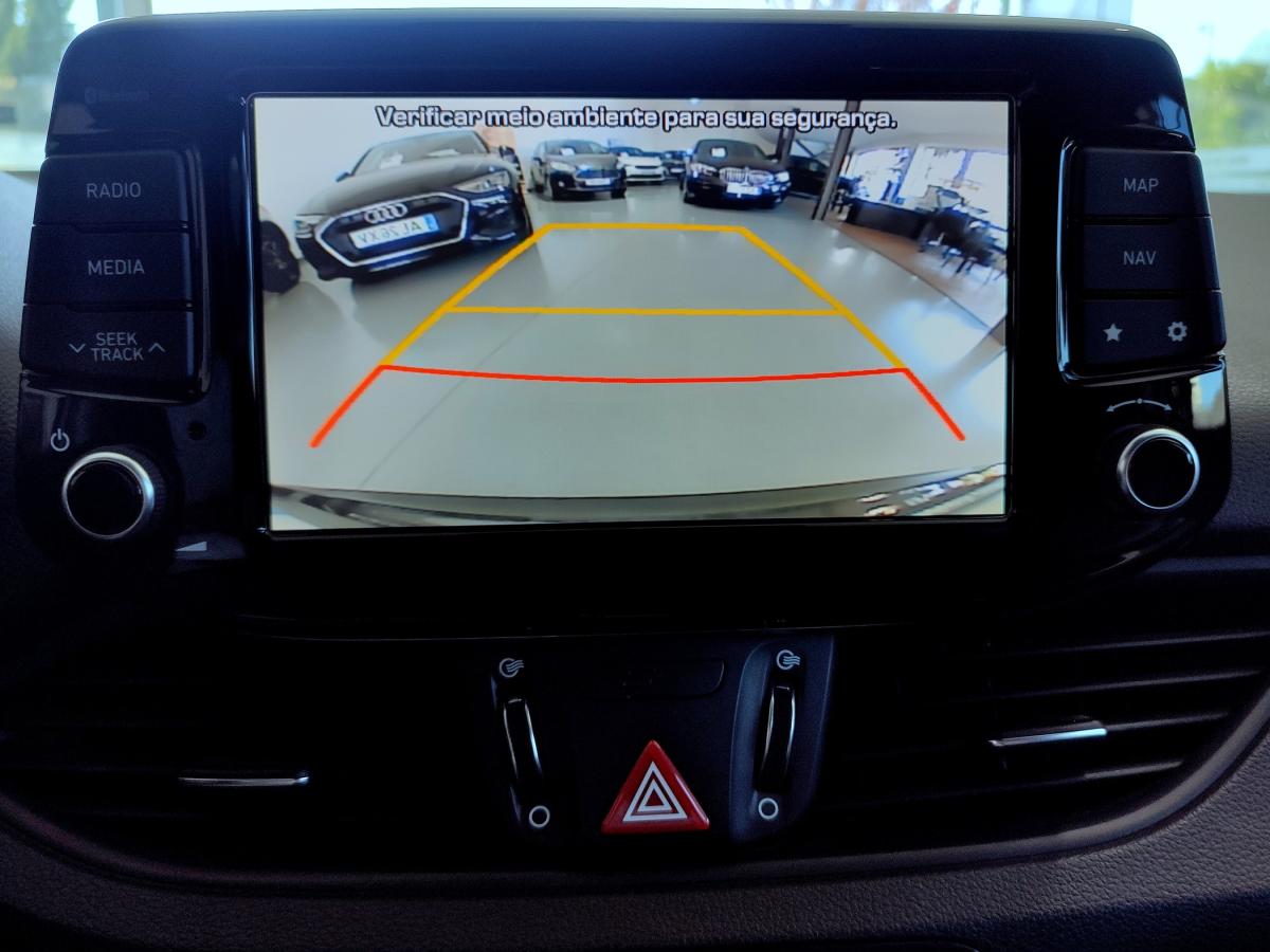 hyundai-i30-2018-diesel-1583cc
