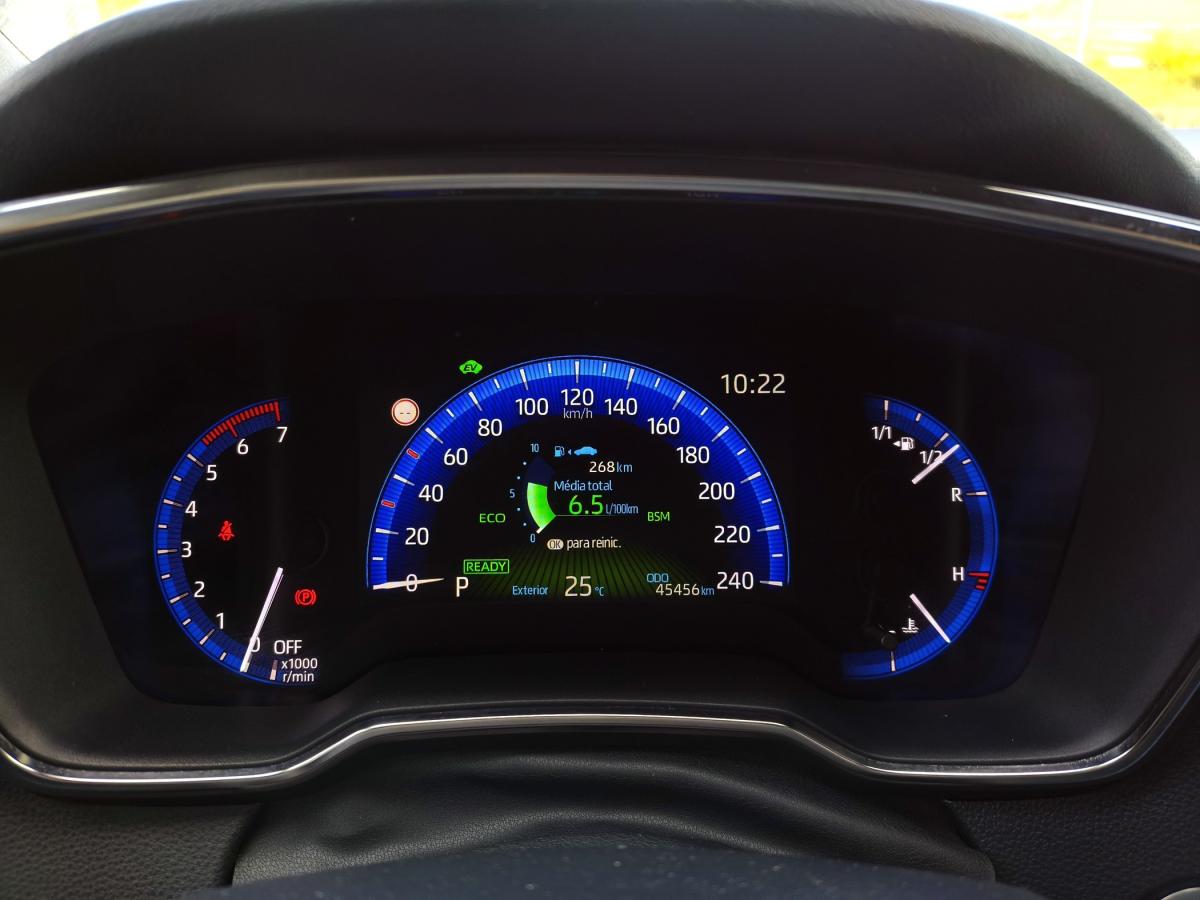toyota-corolla-2021-hibrido-a-gasolina-1798cc