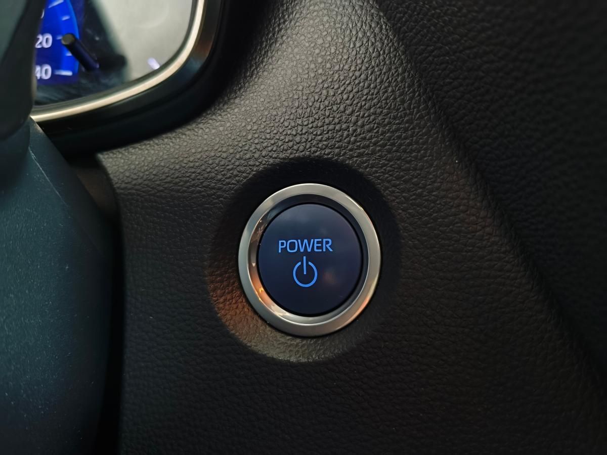 toyota-corolla-2021-hibrido-a-gasolina-1798cc