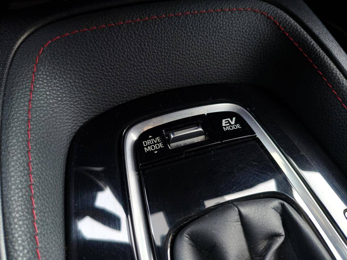toyota-corolla-2021-hibrido-a-gasolina-1798cc