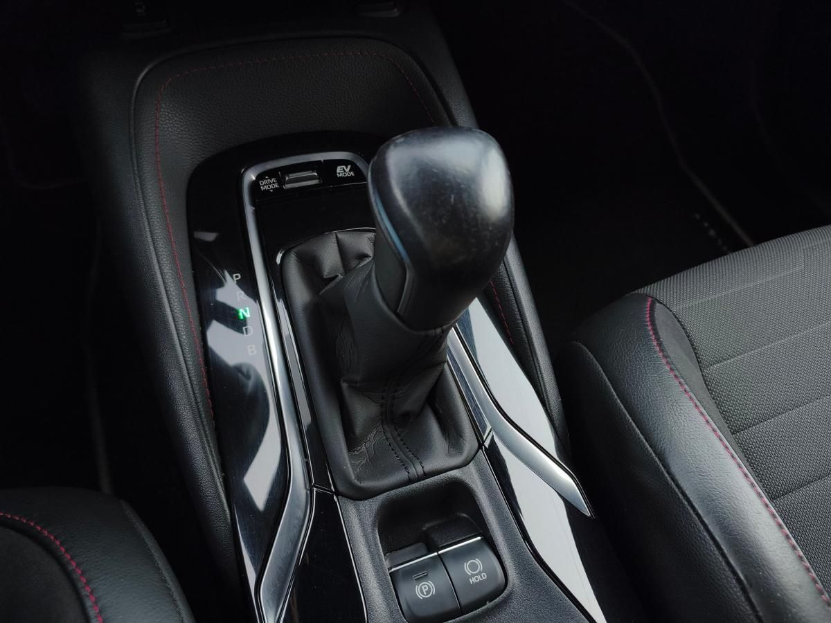 toyota-corolla-2021-hibrido-a-gasolina-1798cc